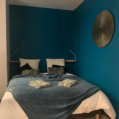 Semesterbostad L Echappee, Maison Au Bord De L Eau